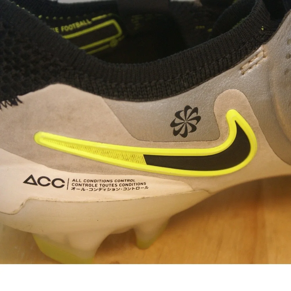 Nike Tiempo Legend 10 Elite FG Soccer Cleats Silver Volt DV4328-001 Mens 8.5 - Picture 7 of 16